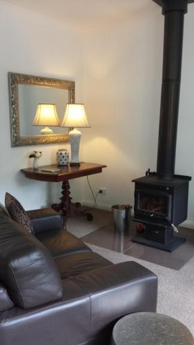 Amelina Cottages - Accommodation Mermaid Beach 5