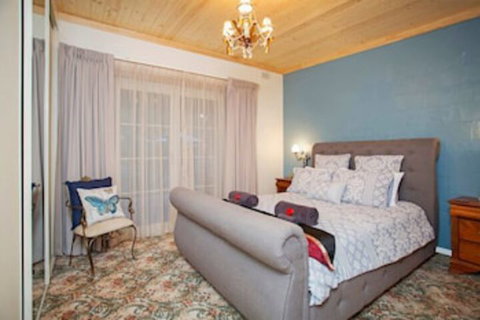 Hahndorf House B&B - Accommodation Mermaid Beach 0