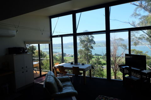 Armalong Winery Chalets - Accommodation Mermaid Beach 6
