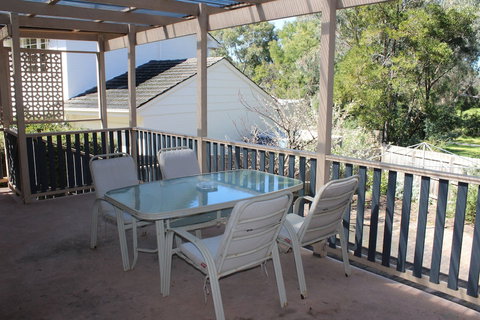 Australian Home Away At Doncaster Grange Park - Accommodation Mermaid Beach 3