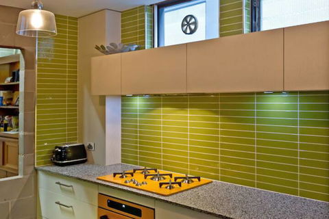 Retro House - Accommodation Mermaid Beach 2