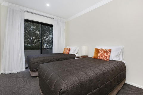 Wollongong Serviced Apartments - Accommodation Mermaid Beach 4