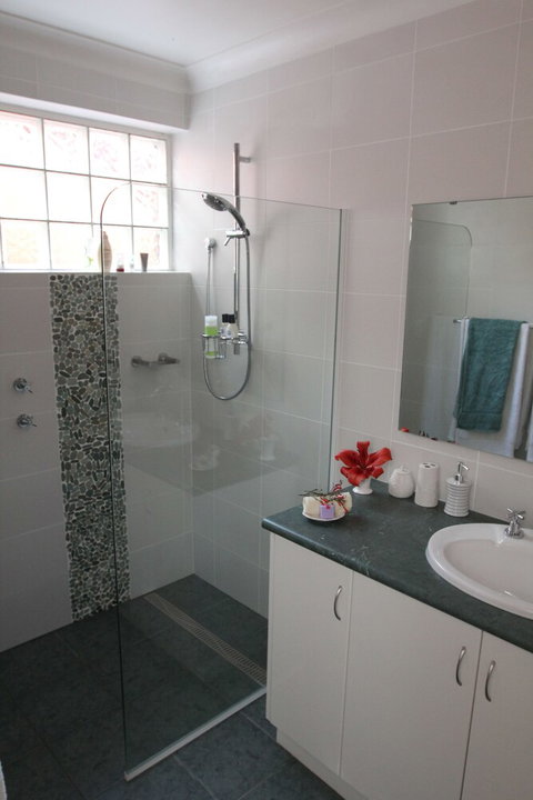 Falls Retreat B & B - Accommodation Mermaid Beach 4