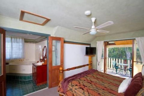 Bimbadeen Mountain Retreat - Accommodation Mermaid Beach 3