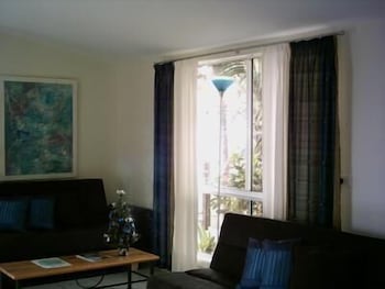 A Sacred Mountain Retreat - Accommodation Mermaid Beach 4