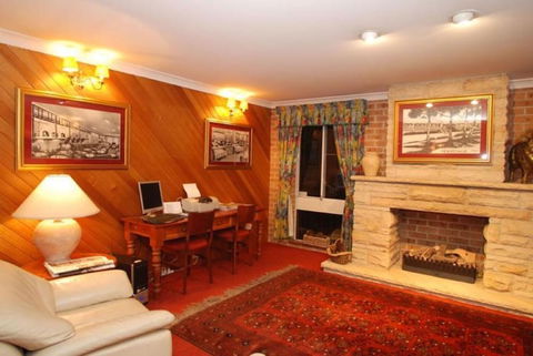 The Hermitage Motel - Accommodation Mermaid Beach 5