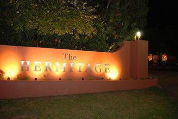 The Hermitage Motel - Accommodation Mermaid Beach 4