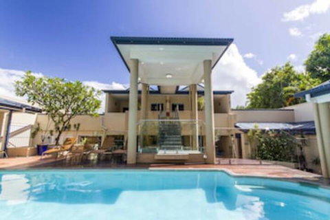 The Newport On Macrossan - Accommodation Mermaid Beach 0