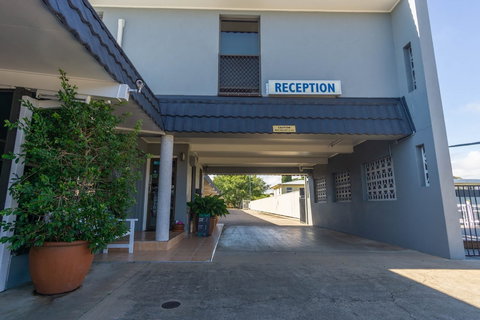 Acacia Motor Inn - Accommodation Mermaid Beach 1
