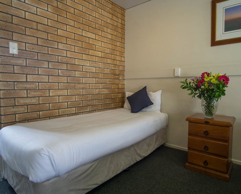 Acacia Motor Inn - Accommodation Mermaid Beach 6