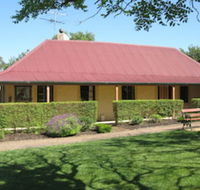 Goat Square Cottages - Accommodation Mermaid Beach