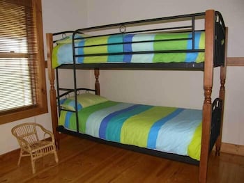 Beachport Retreat Holiday House - Accommodation Mermaid Beach 2