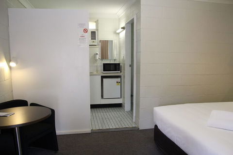 Central Coast Motel - Accommodation Mermaid Beach 6