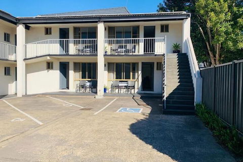 Zorba Motel - Accommodation Mermaid Beach 3