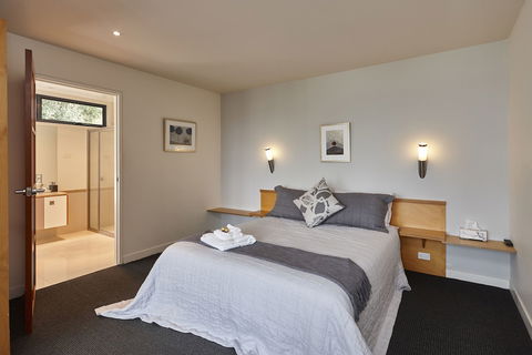 Tamar River Apartments - Accommodation Mermaid Beach 1