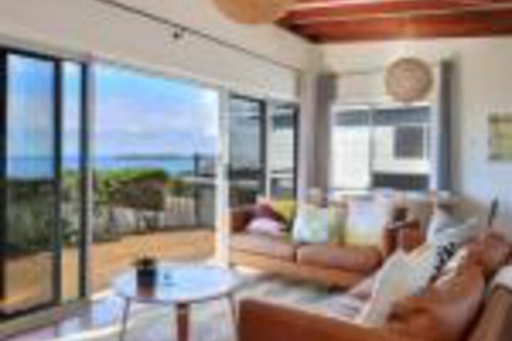 Comberton NSW Accommodation Mermaid Beach