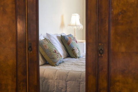 Burncroft Guest House - Accommodation Mermaid Beach 5