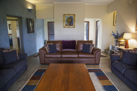 Burncroft Guest House - Accommodation Mermaid Beach 6