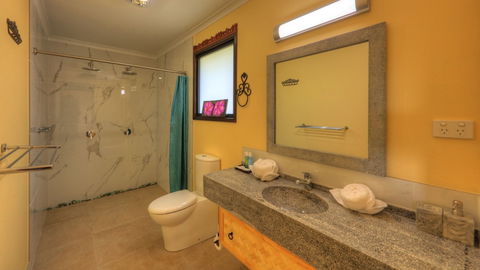 Maleny Tropical Retreat Balinese B&b - Accommodation Mermaid Beach 1