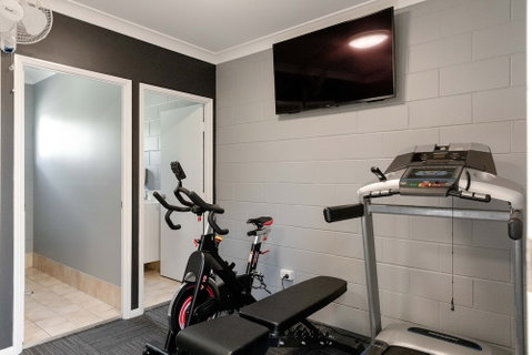 Royal Pacific Resort - Accommodation Mermaid Beach 0