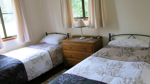 Ravensbourne Escape Cedar Lodge - Accommodation Mermaid Beach 4