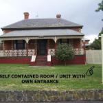 RJs Bed & Breakfast - Accommodation Mermaid Beach 0