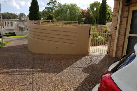 Corlette Poolside Getaway - Accommodation Mermaid Beach 0