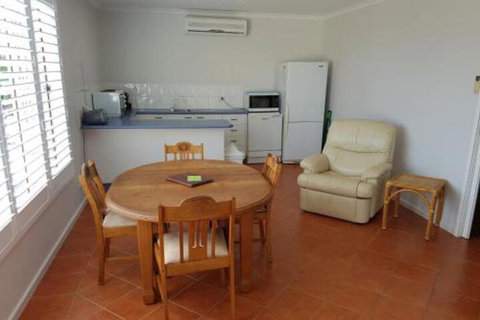 Corlette Poolside Getaway - Accommodation Mermaid Beach 1