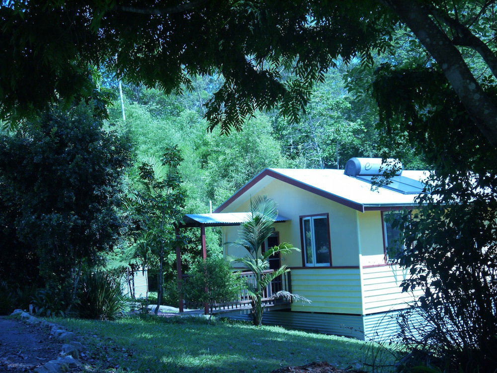Nimbin NSW Accommodation Mermaid Beach
