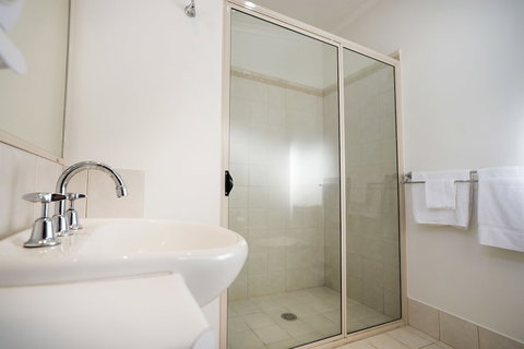 Barlings Beach Holiday Park - Accommodation Mermaid Beach 4