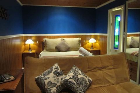 Willowlake Cottages - Accommodation Mermaid Beach 5