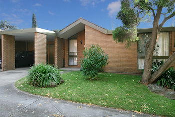 Wattle Holiday Rental - Accommodation Mermaid Beach 0