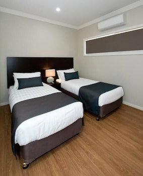 Renmark Holiday Apartments - Accommodation Mermaid Beach 0