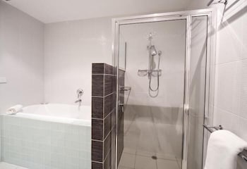 Altitude Apartments - Accommodation Mermaid Beach 4