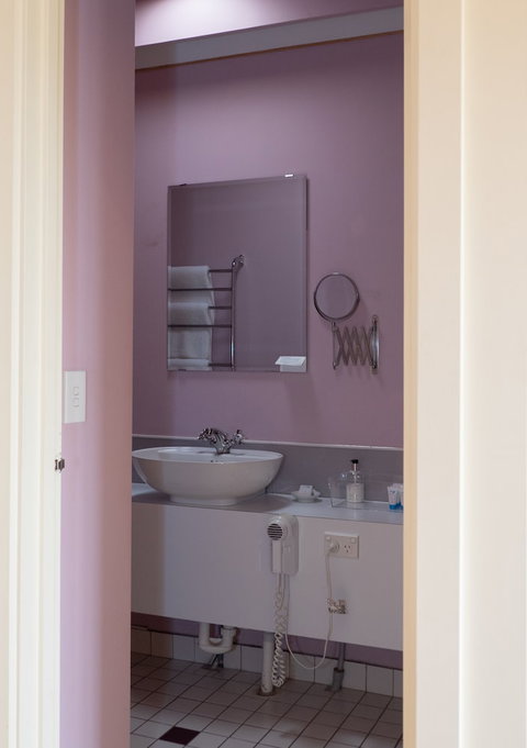 Albion Motel Hotel - Accommodation Mermaid Beach 3