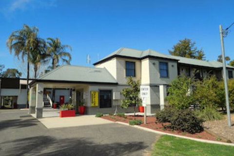 Narrabri Motel And Caravan Park - Accommodation Mermaid Beach 0