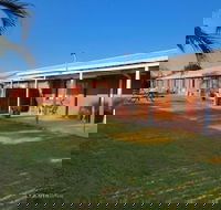 Morayfield Tavern  Motel - Accommodation Mermaid Beach