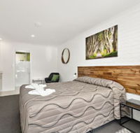 Beachmere Palms Motel - Accommodation Mermaid Beach