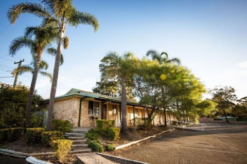 Lakeview Hotel Motel - Accommodation Mermaid Beach 0