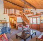 Chalet Rene House - Accommodation Mermaid Beach