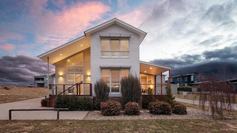 Alpine Snow Angels Retreat Luxurious Snowy Mountains Living - Accommodation Mermaid Beach 2