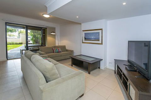 Yallingup Beach Resort - Accommodation Mermaid Beach 6