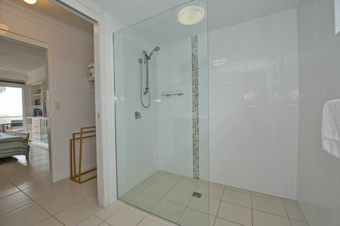 Samarinda Jewel By The Sea - Accommodation Mermaid Beach 7