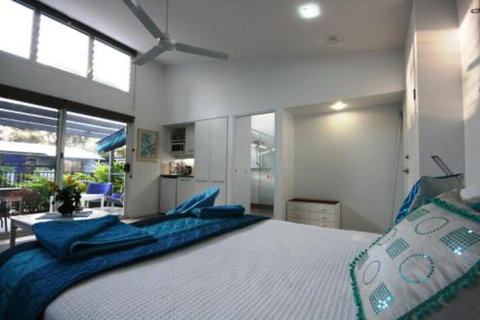 Hove To B & B - Accommodation Mermaid Beach 7