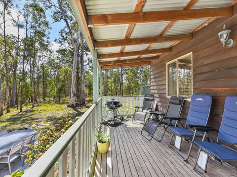Kangaroo Cottage Cute Accom In Bushland Setting - Accommodation Mermaid Beach 2