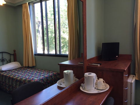 Harp Hotel - Accommodation Mermaid Beach 0