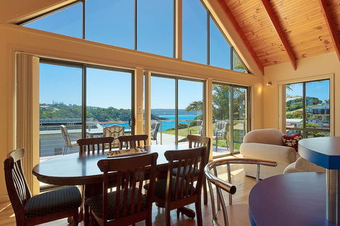 Snug Cove Villas - Accommodation Mermaid Beach 3