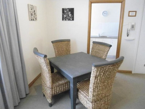 Ashwood Apartment Bellerive - Accommodation Mermaid Beach 5