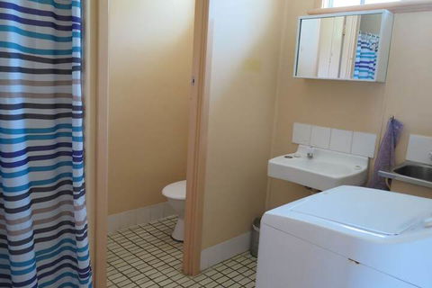 Jurien Beachfront Holiday Units - Accommodation Mermaid Beach 6