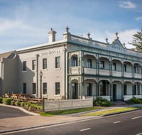 The Royal Hotel - Accommodation Mermaid Beach